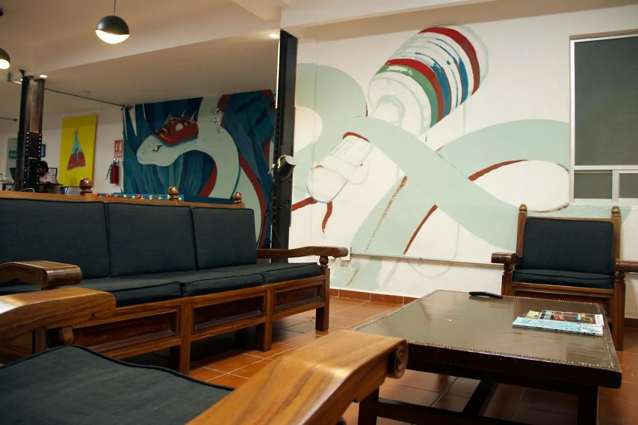 Fenix Beds Hostel Γκουανταλαχάρα
